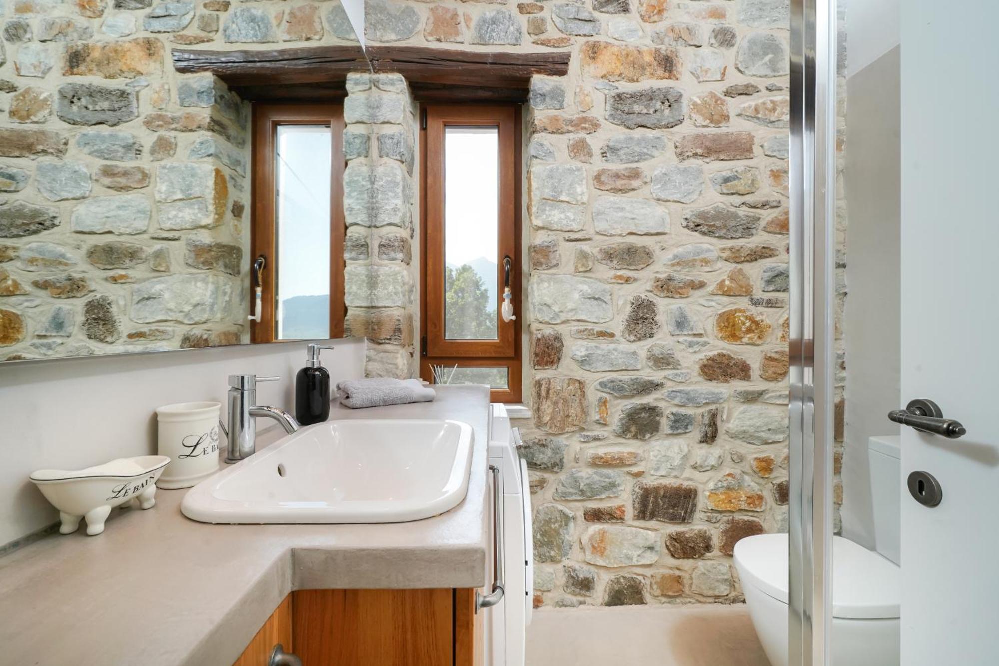 Villa Aria Stone